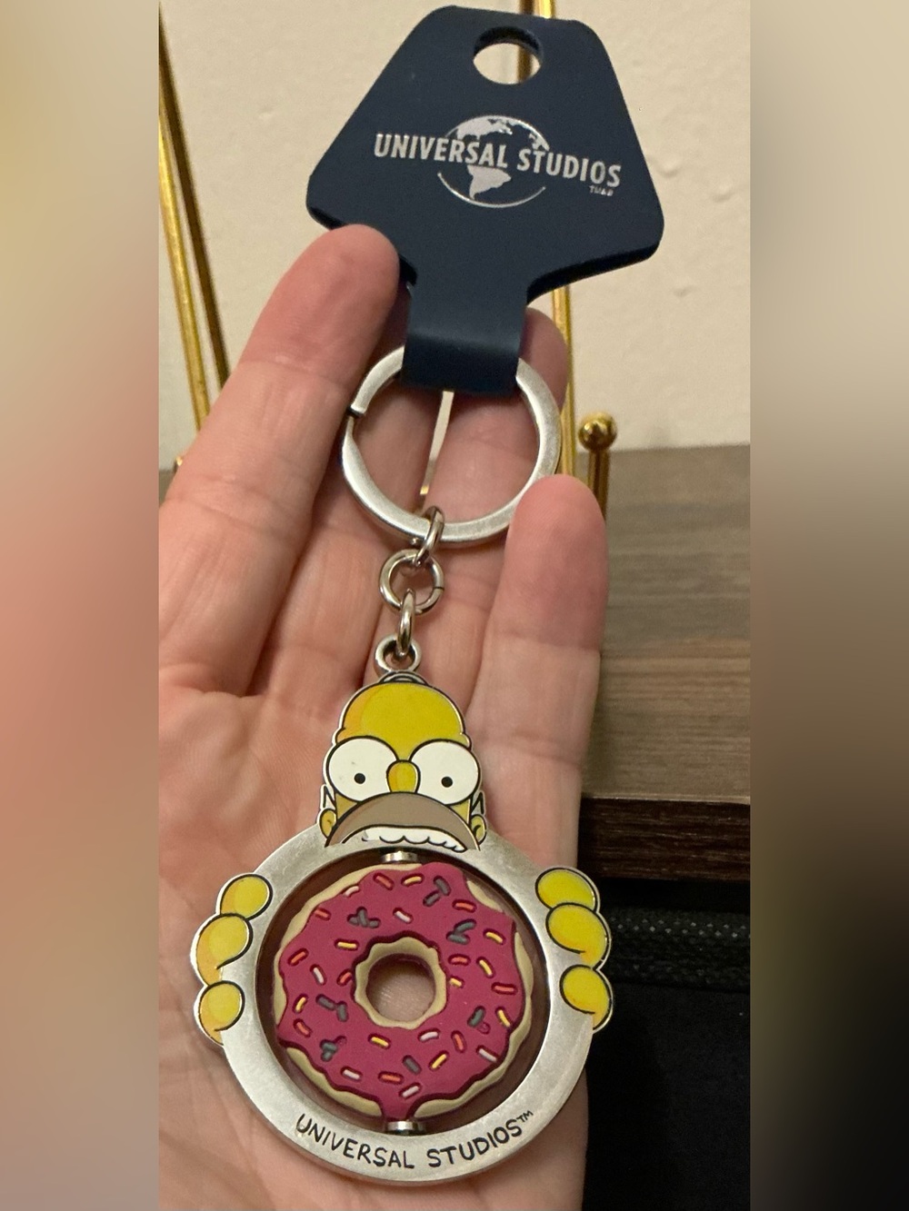 Rare Modern Vintage 2018 Universal Studio Homer Simpson Spinning Donut Keychain